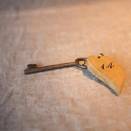 فندق Vertes Feuilles Saint-Sauveur