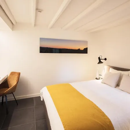 Vertes Feuilles فندق 2*