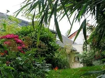 فندق Vertes Feuilles Saint-Sauveur