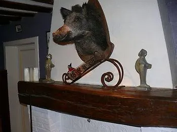 فندق Vertes Feuilles 2*