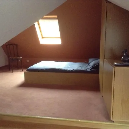 فندق Vertes Feuilles 2*