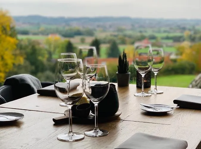 Vertes Feuilles Hotel