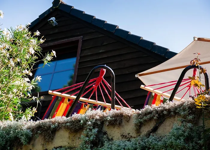 Vertes Feuilles ホテル Saint-Sauveur