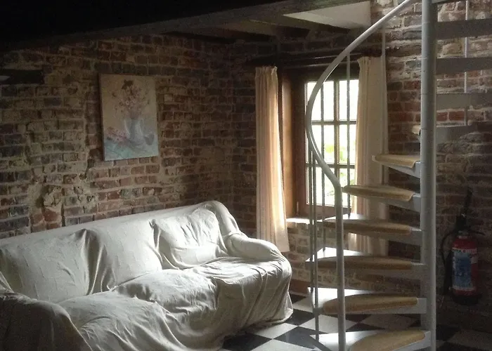 Hotel Vertes Feuilles 2*